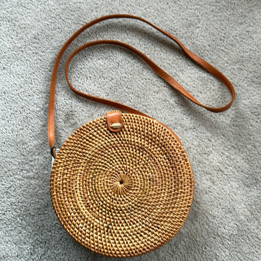 New Natural Fiber Boutique Purse
